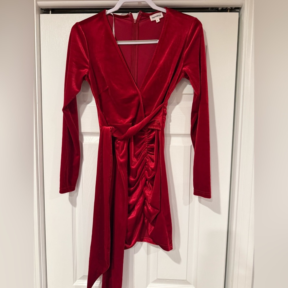 Superdown Red Velvet Long Sleeve Dress